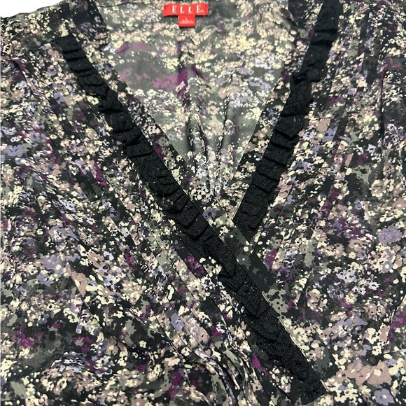 Elle Wrap Blouse - Picture 4 of 7